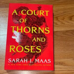 A Court of Thorns and Roses Book